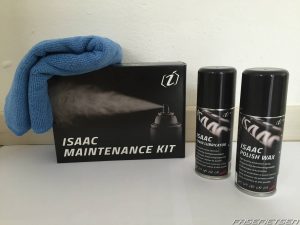 Isaac polisch wax: Uitstekende oppervlakte bescherming op alle carbon, lak, aluminium, titanium en metaal delen. Optimale vuile en vocht afstotende eigenschappen. Geeft het behandelende materiaal een verzorgende, nieuwe glans. Isaac chain lubricatoer: voor het soepel en licht laten functioneren van kettingen en draaiende onderdelen. Verlengt de levensduur. Fijne doek.